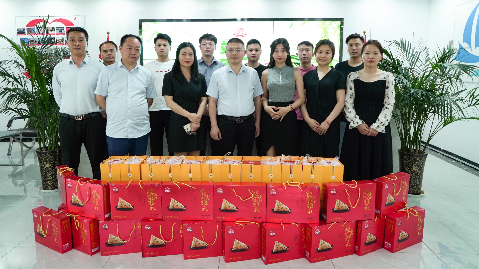 ������磬����ac��������Яȫ��Ա��ף��Ҷ�����Ҹ�����